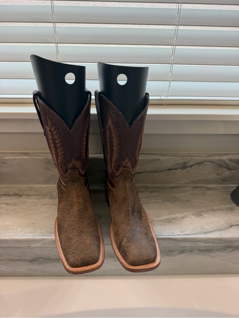 Cowtown giraffe boots 9.5D